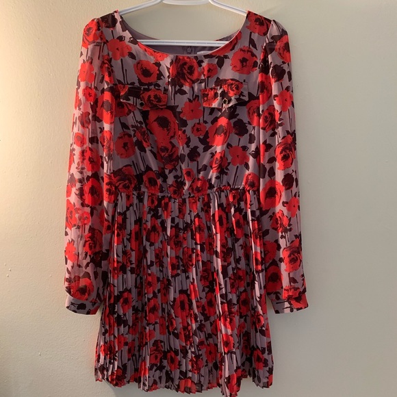 Xhilaration | Gorgeous Floral Dress - Picture 3 of 7